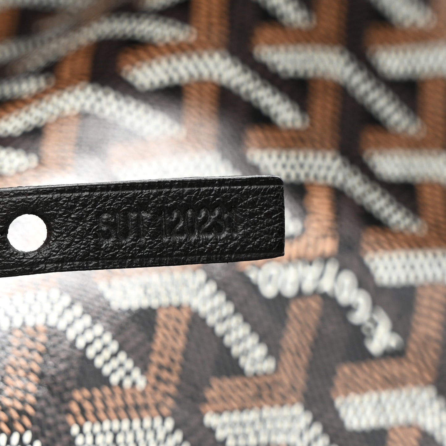 Goyardine Reversible Anjou GM Black