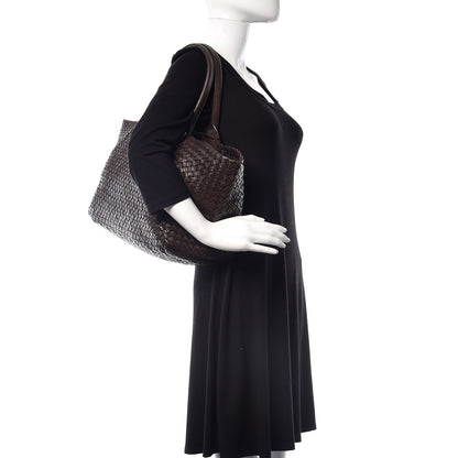 Bottega Veneta Nappa Intrecciato Medium Cabat Ebano 2 of 19