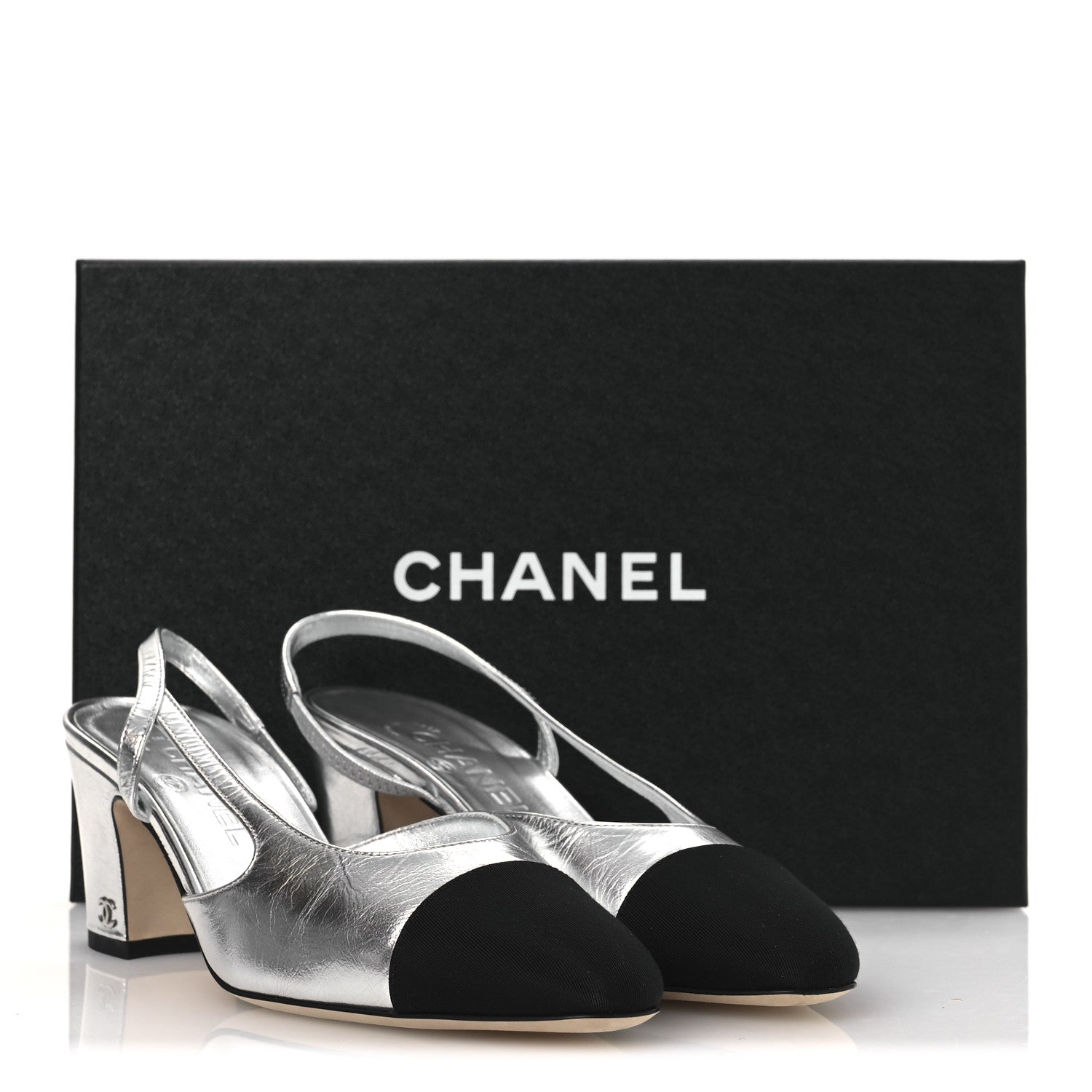 Chanel Laminated Crumpled Lambskin Grosgrain Cap Toe CC Slingback Pumps 37.5 Silver Black 12 of 12