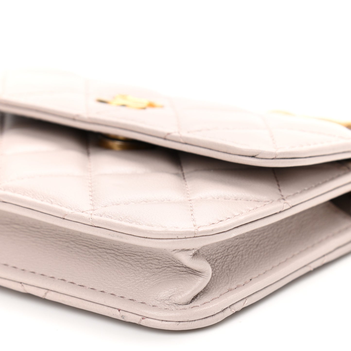 Lambskin Quilted Pearl Crush Clutch With Chain Light Purple