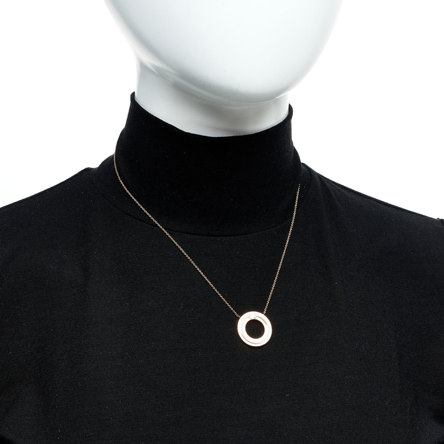 18K Rose Gold Diamond T Circle Pendant Necklace