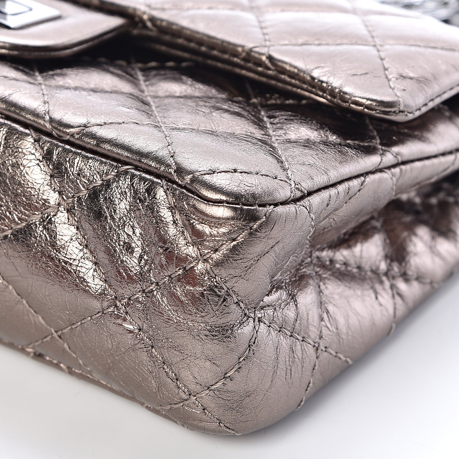Chanel Metallic Aged Calfskin 2.55 Reissue 224 Flap Pewter 9 of 10