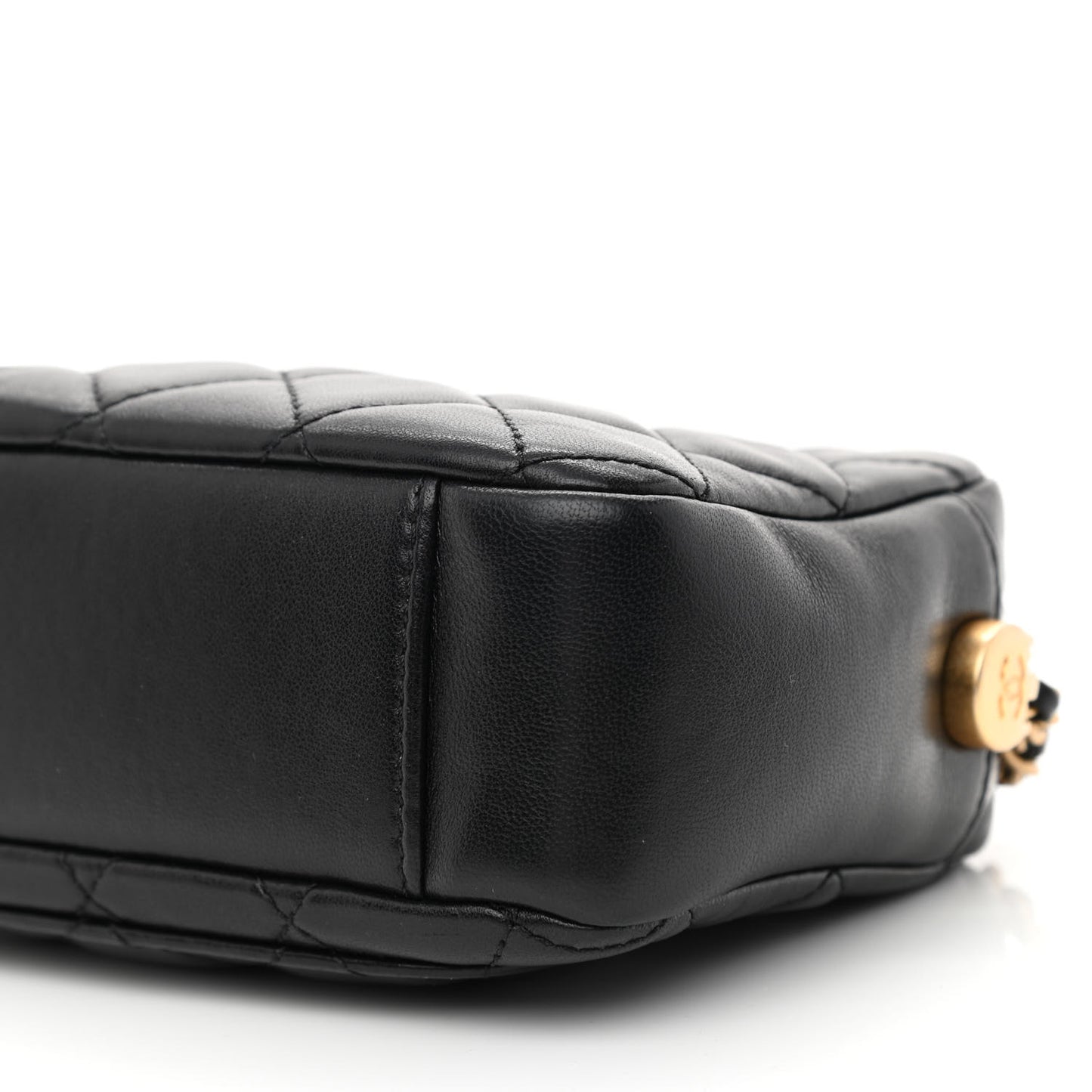 Lambskin Quilted CC Pearl Crush Camera Case Black