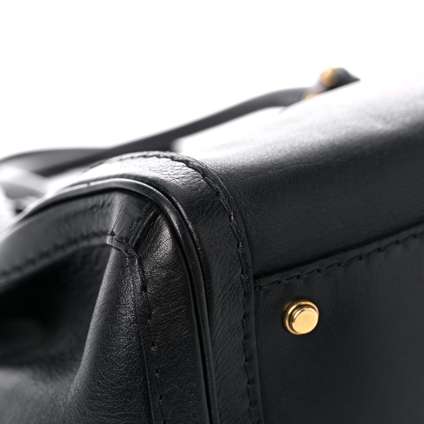 Calfskin Medium GG Running Tote Black