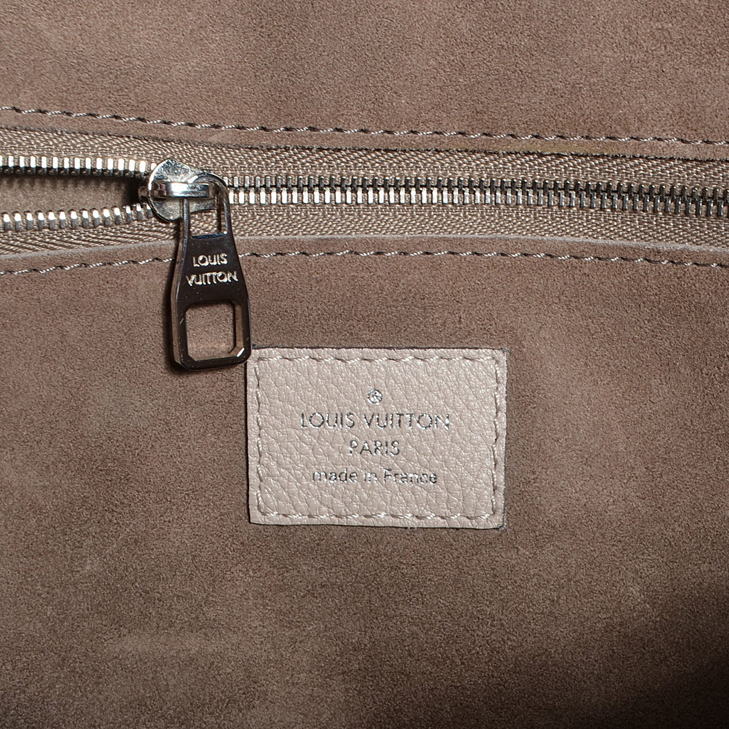 Louis Vuitton Veau Cachemire Soft Lockit MM Galet 6 of 7