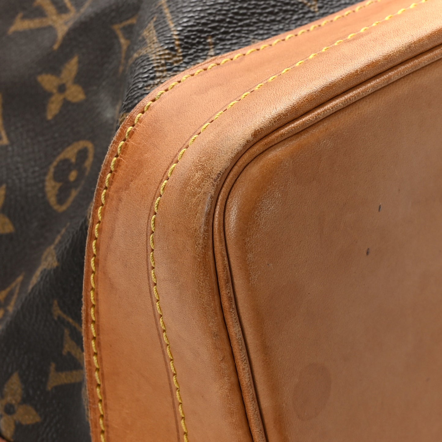 Monogram Noe