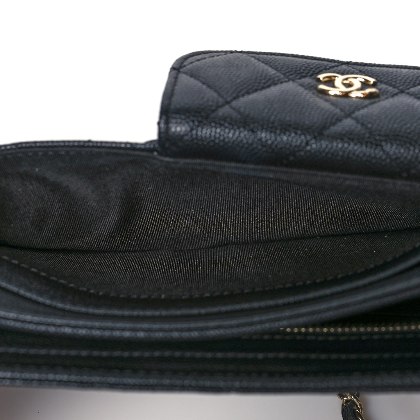 Caviar Quilted In & Out Chain Wallet Black