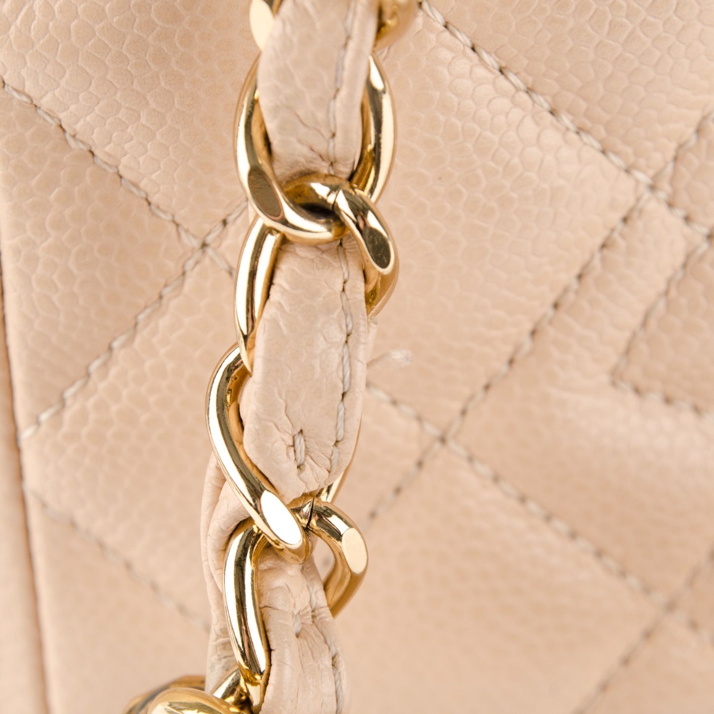 Caviar Quilted Petit Shopping Tote PST Beige Clair