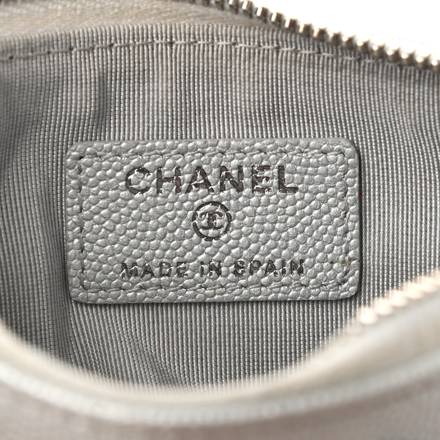 Chanel Metallic Caviar Chevron Quilted Small Vintage Mademoiselle Cosmetic Case Silver 6 of 8
