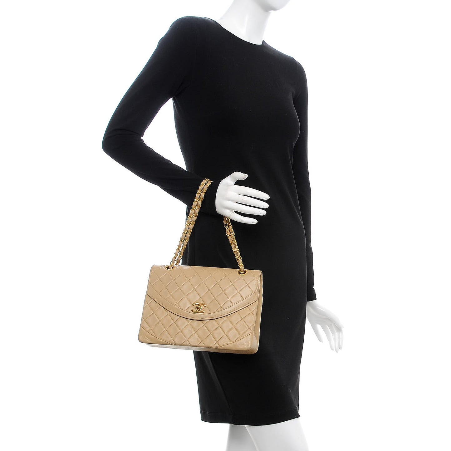 Lambskin Quilted Medium Single Flap Beige