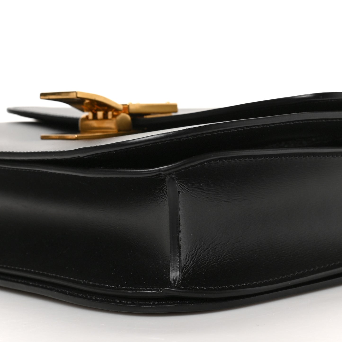 Box Calfskin Medium Classic Box Flap Bag Black