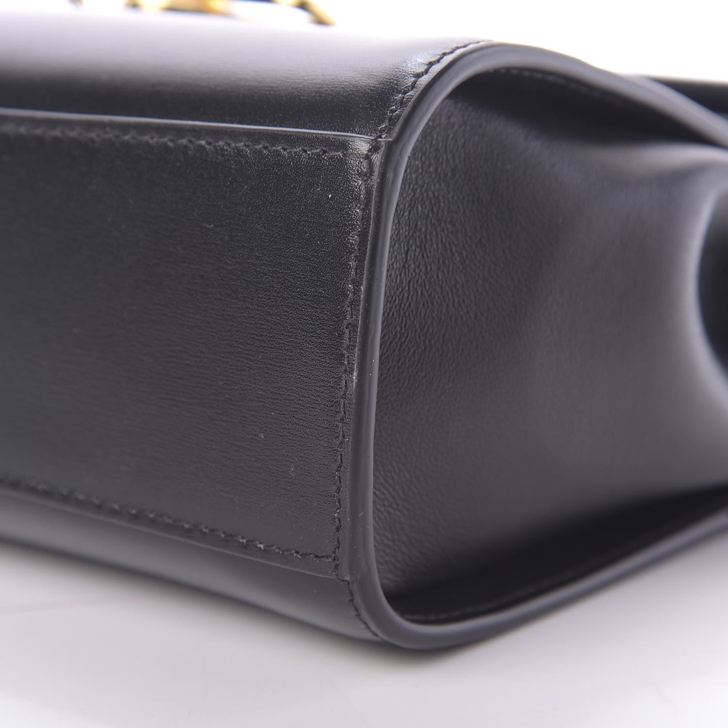 Bottega Veneta Box Calfskin Nappa Clip Bag Black 9 of 10