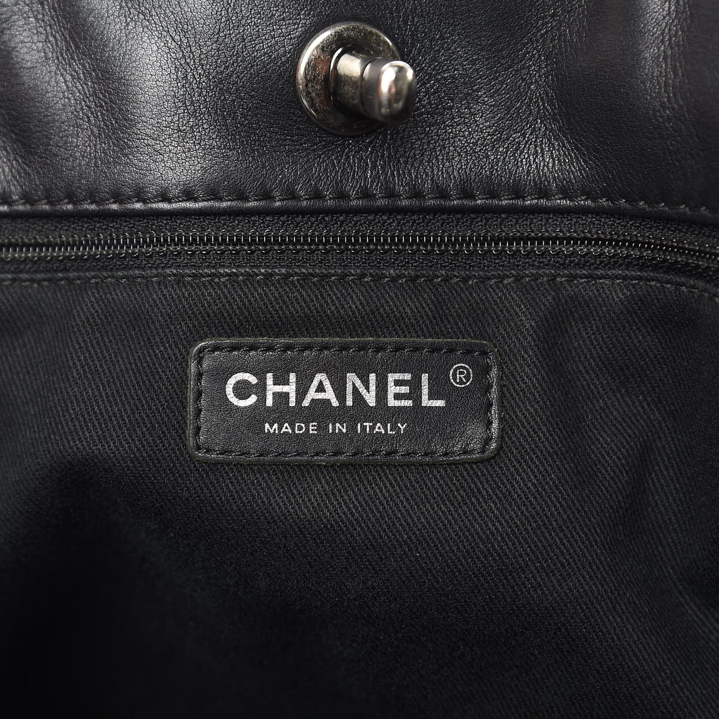 Calfskin Quilted Small Shopping In Chains Tote Black