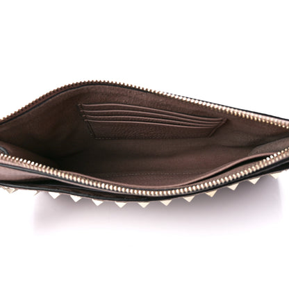 Valentino Garavani Pebbled Calfskin Medium Rockstud Flat Pouch Poudre 5 of 13