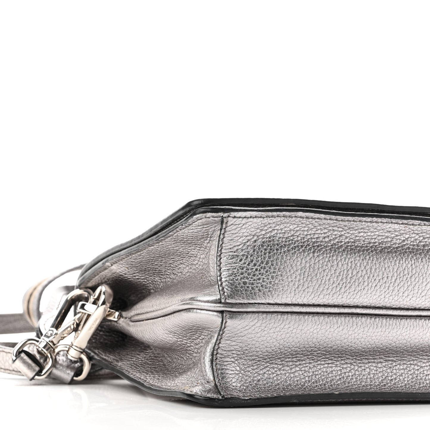 Metallic Vitello Daino Flap Crossbody Cromo