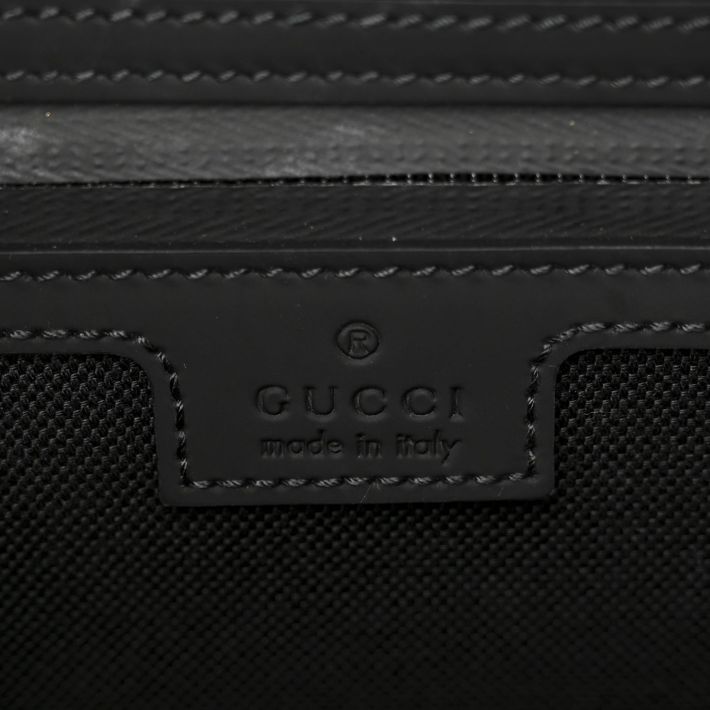 Rubber Effect Calfskin GG Medium Messenger Bag Black