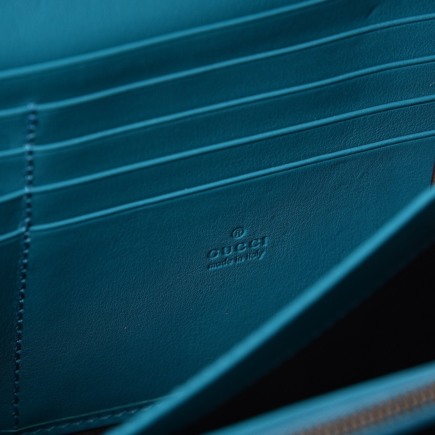 Gucci Velvet Matelasse GG Marmont Chain Wallet Pavone Cyan 5 of 9
