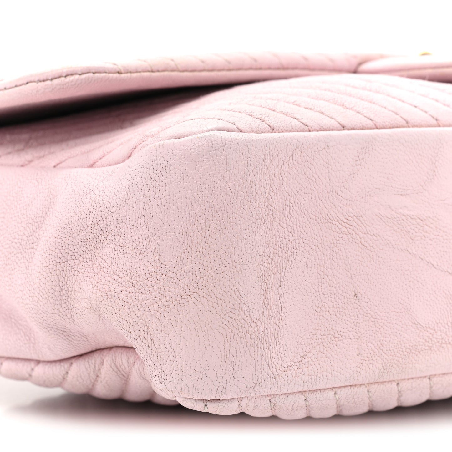 Wrinkled Lambskin Chevron Quilted Medium Surpique Flap Pink