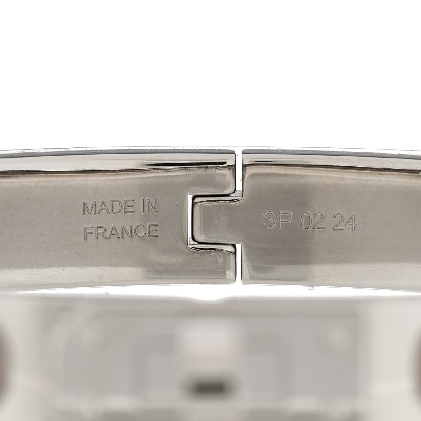 Enamel Mini Clic Kelly Bracelet PM Marron Glace