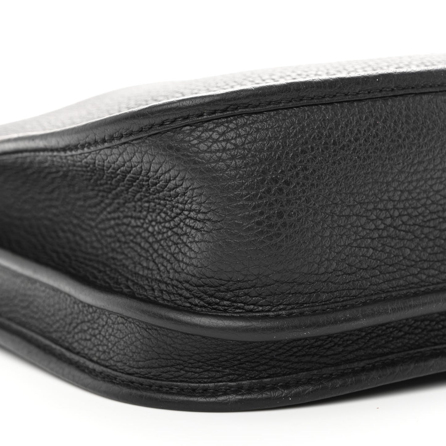 Taurillon Clemence Evelyne III PM Black