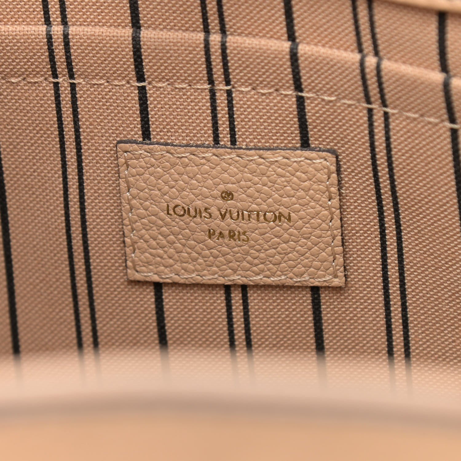 Louis Vuitton Empreinte Montaigne MM Dune 6 of 10