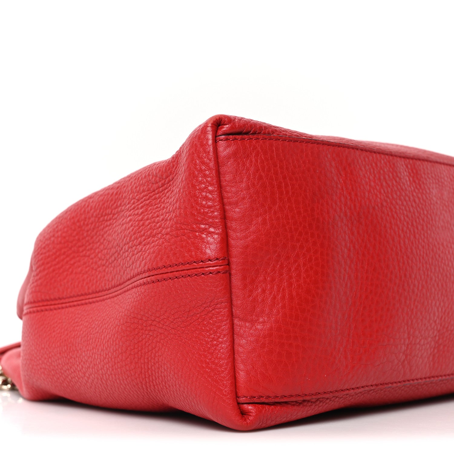 Gucci Pebbled Calfskin Medium Soho Chain Shoulder Bag Tabasco Red