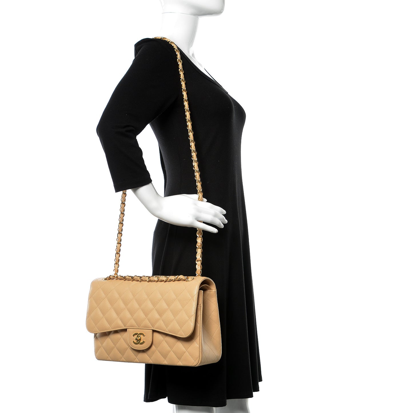 Caviar Quilted Jumbo Double Flap Beige Clair