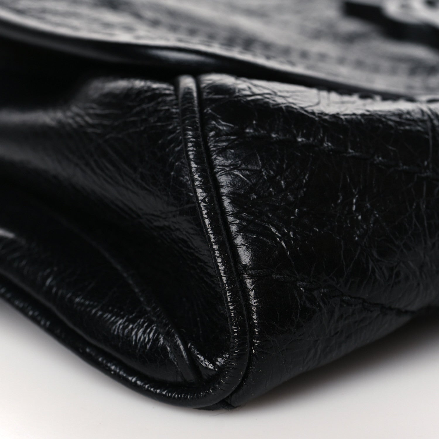 Saint Laurent Crinkled Calfskin Matelasse Monogram Niki Body Bag Black 8 of 9