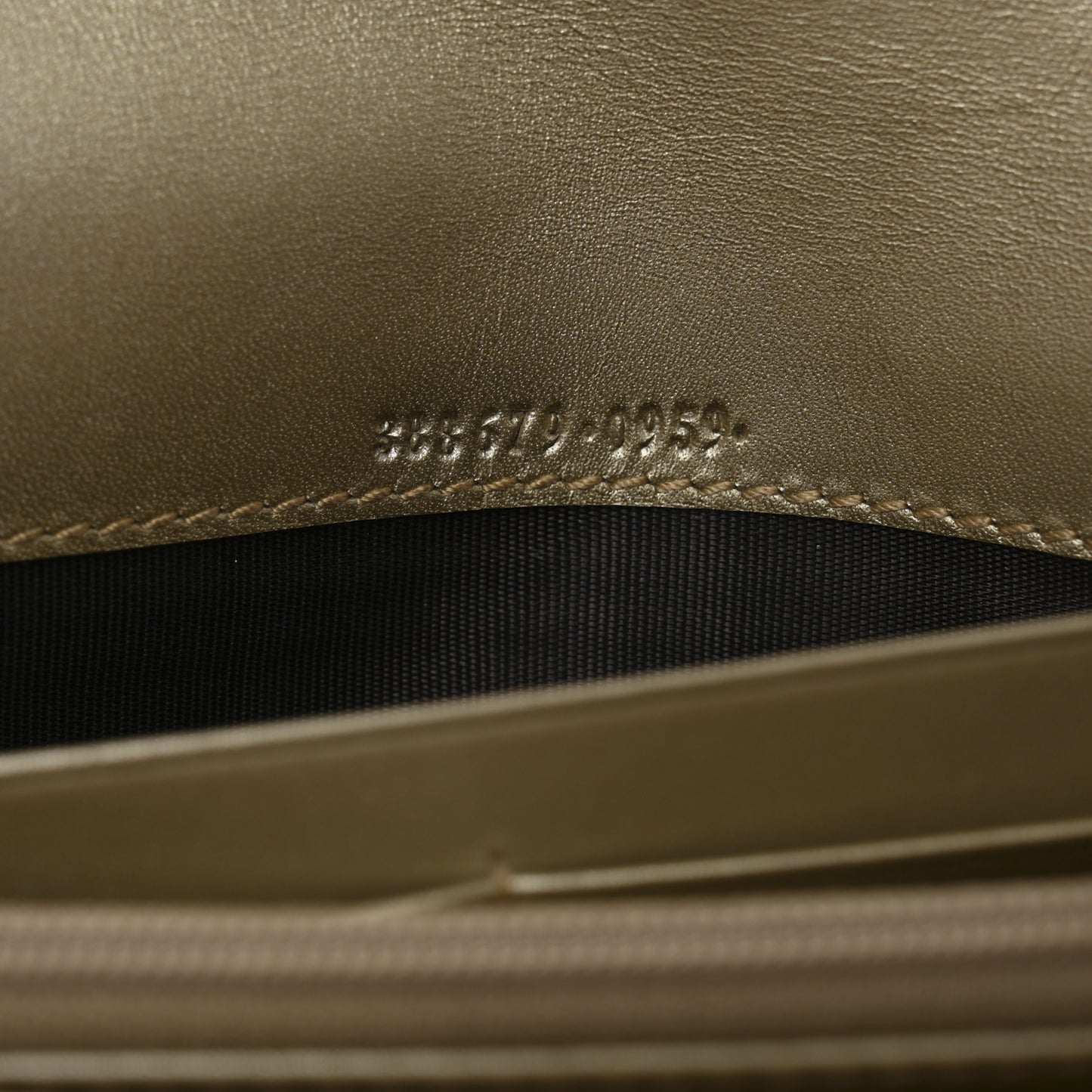 Metallic Microguccissima Bow Continental Wallet Golden Beige