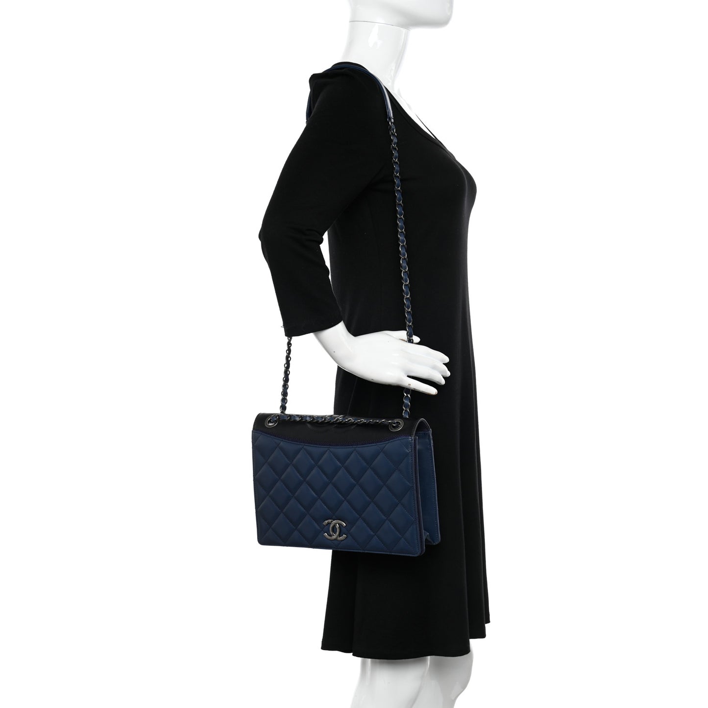 Calfskin Quilted Ballerine Flap Black Blue