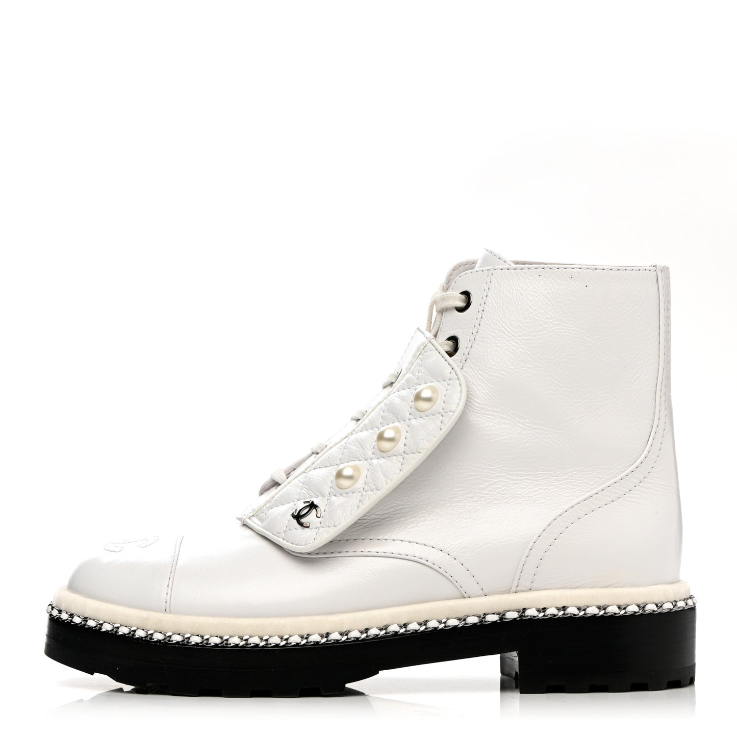 Crackled Calfskin Pearl Chain CC Combat Short Boots 37 White