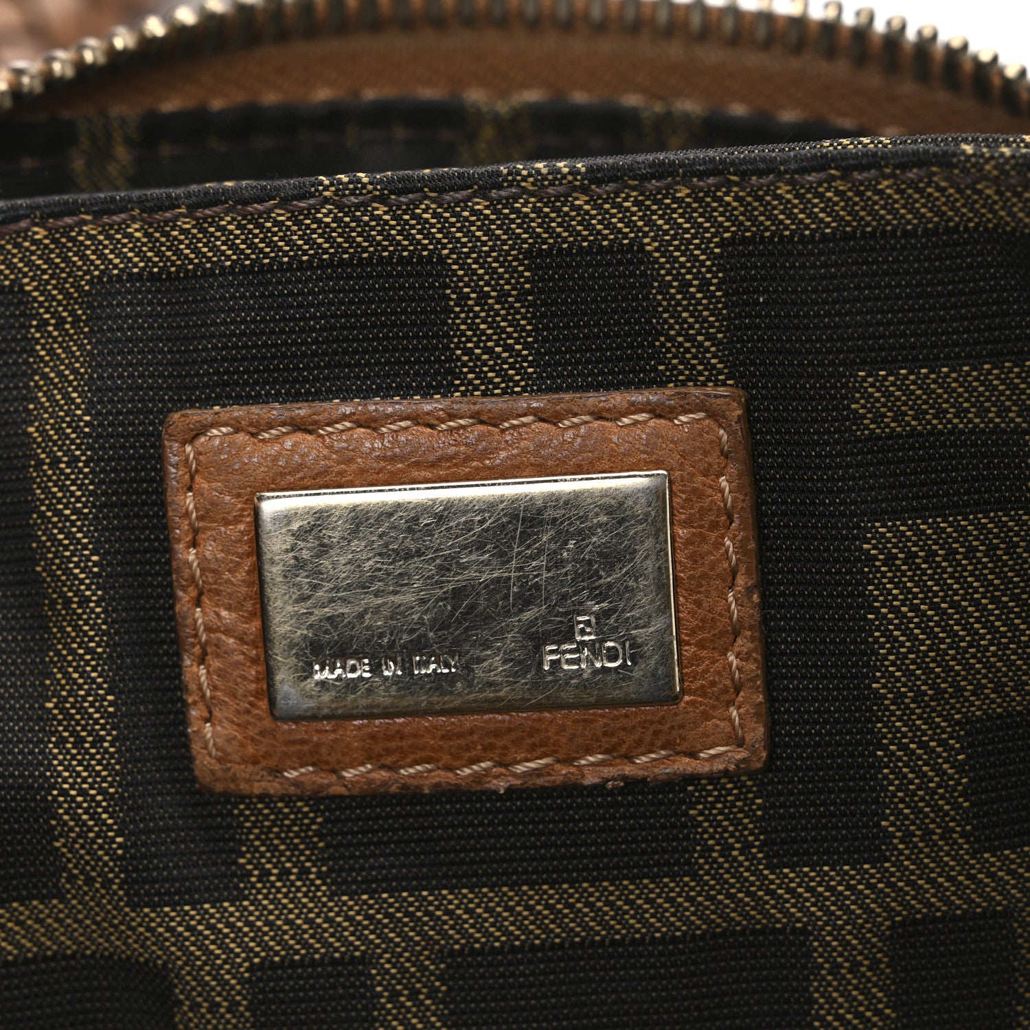 Fendi Nappa Nuvolata Spy Bowler Naturale Oro 6 of 12