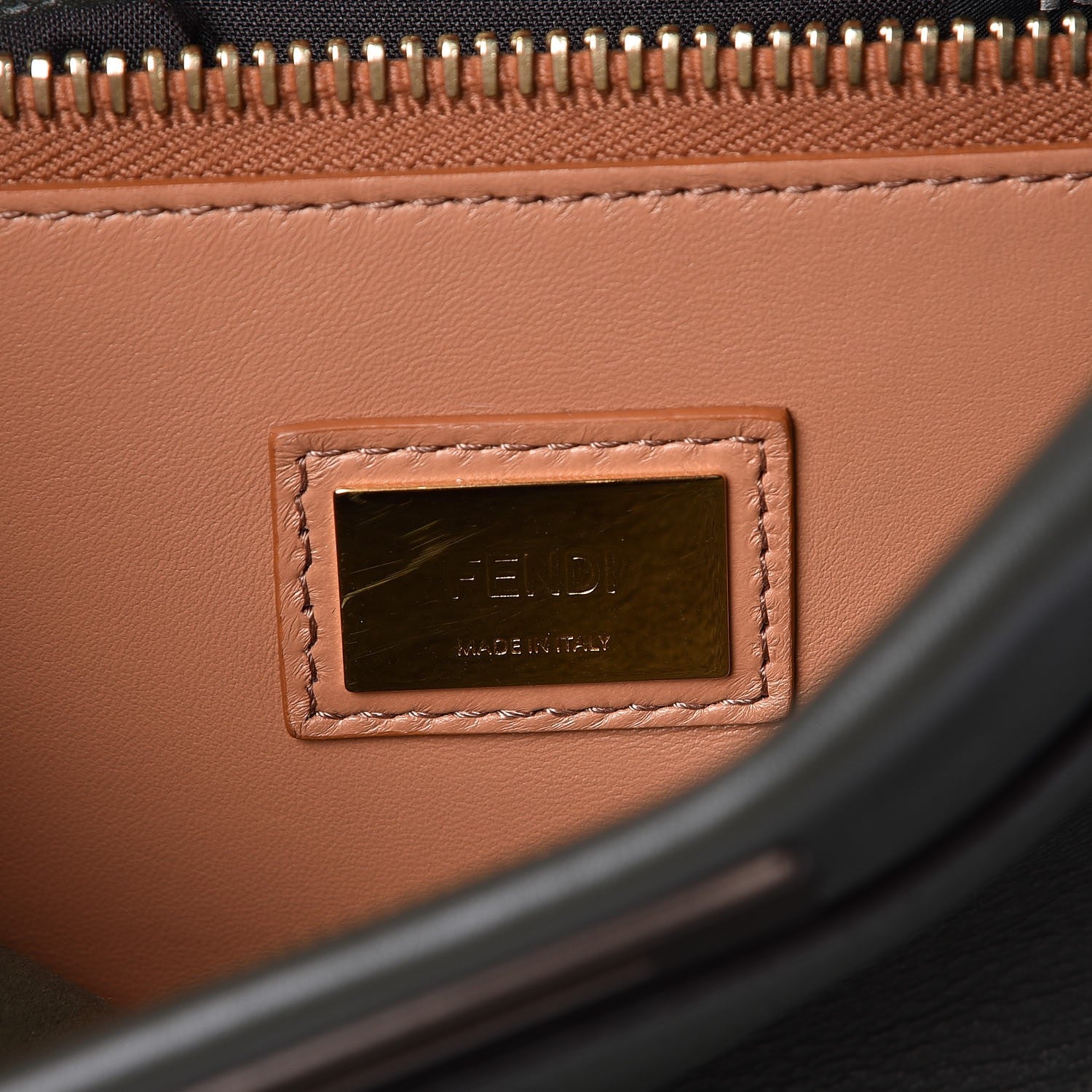 Fendi Vitello Seta Shiny Nappa Medium Peekaboo Iconic Satchel Verde Prato Makeup 8 of 11