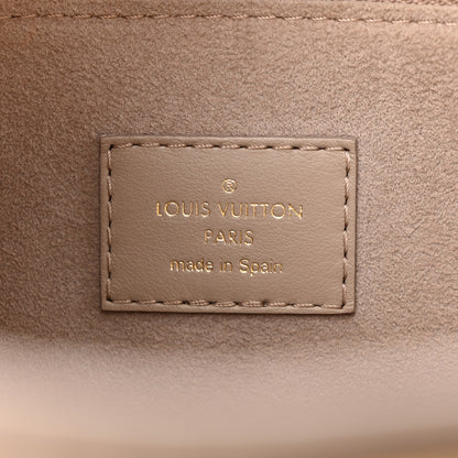 Louis Vuitton Mahina On My Side PM Galet 6 of 10