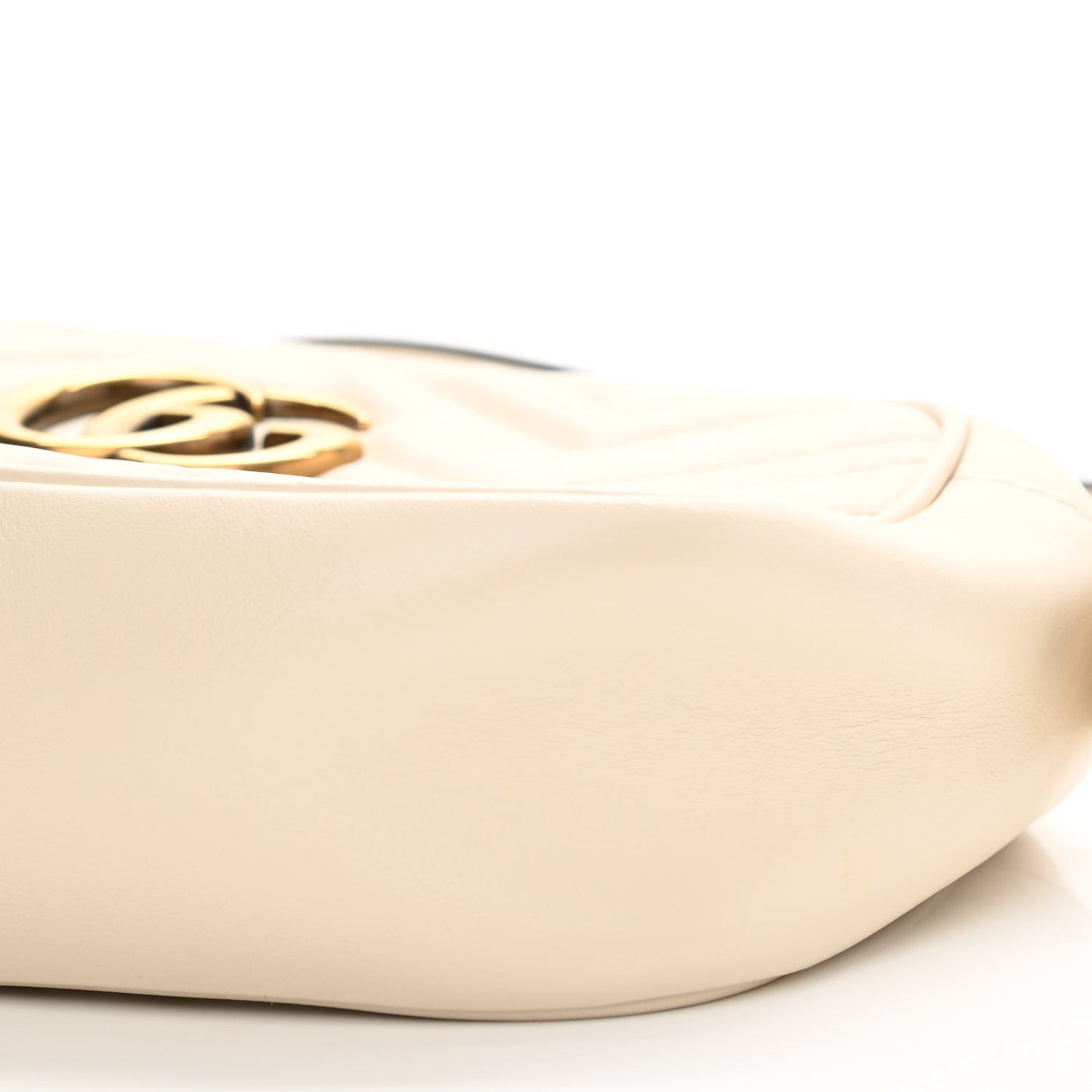 Calfskin Matelasse Small GG Marmont Chain Shoulder Bag White