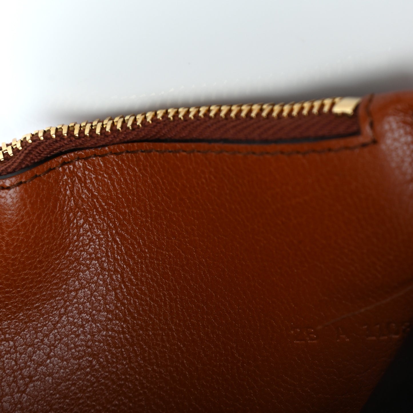 Goatskin GV3 Wristlet Zip Card Holder Chestnut