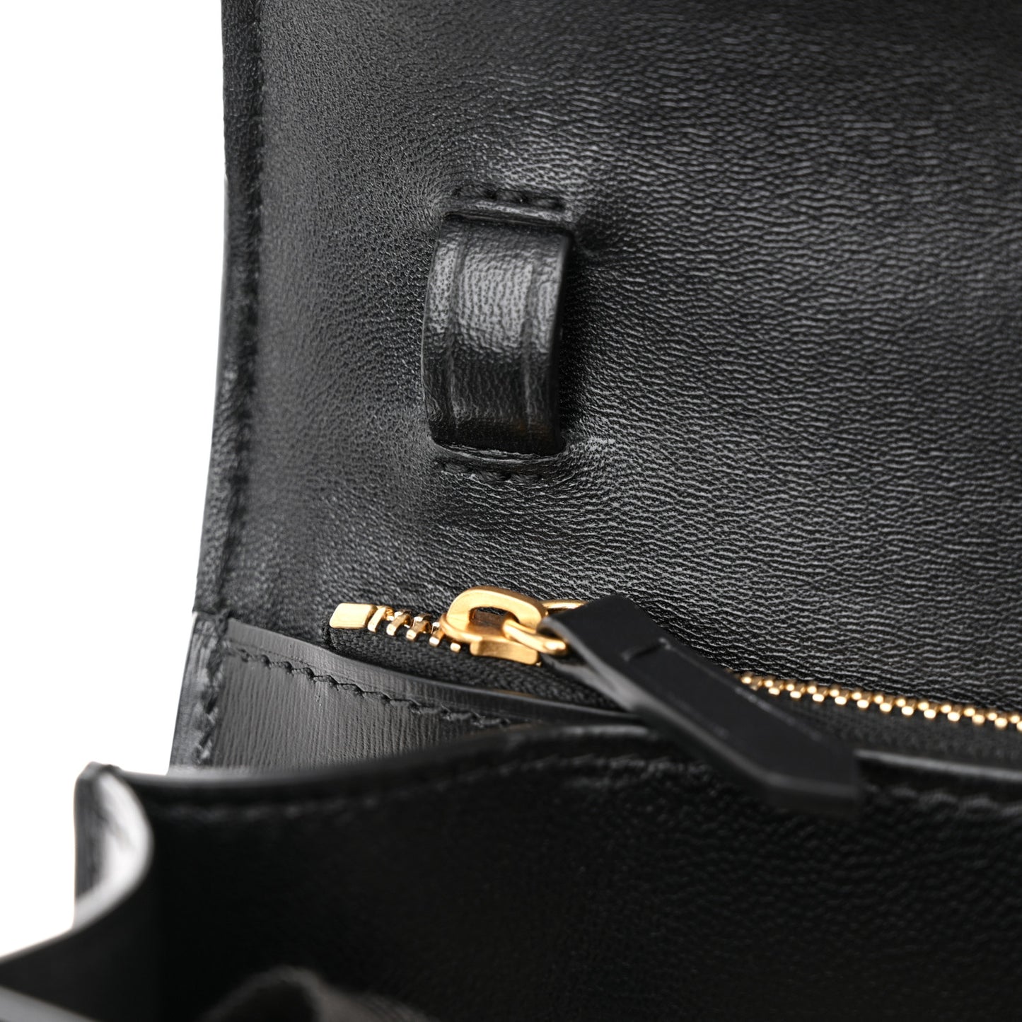 Box Calfskin Medium Classic Box Flap Bag Black