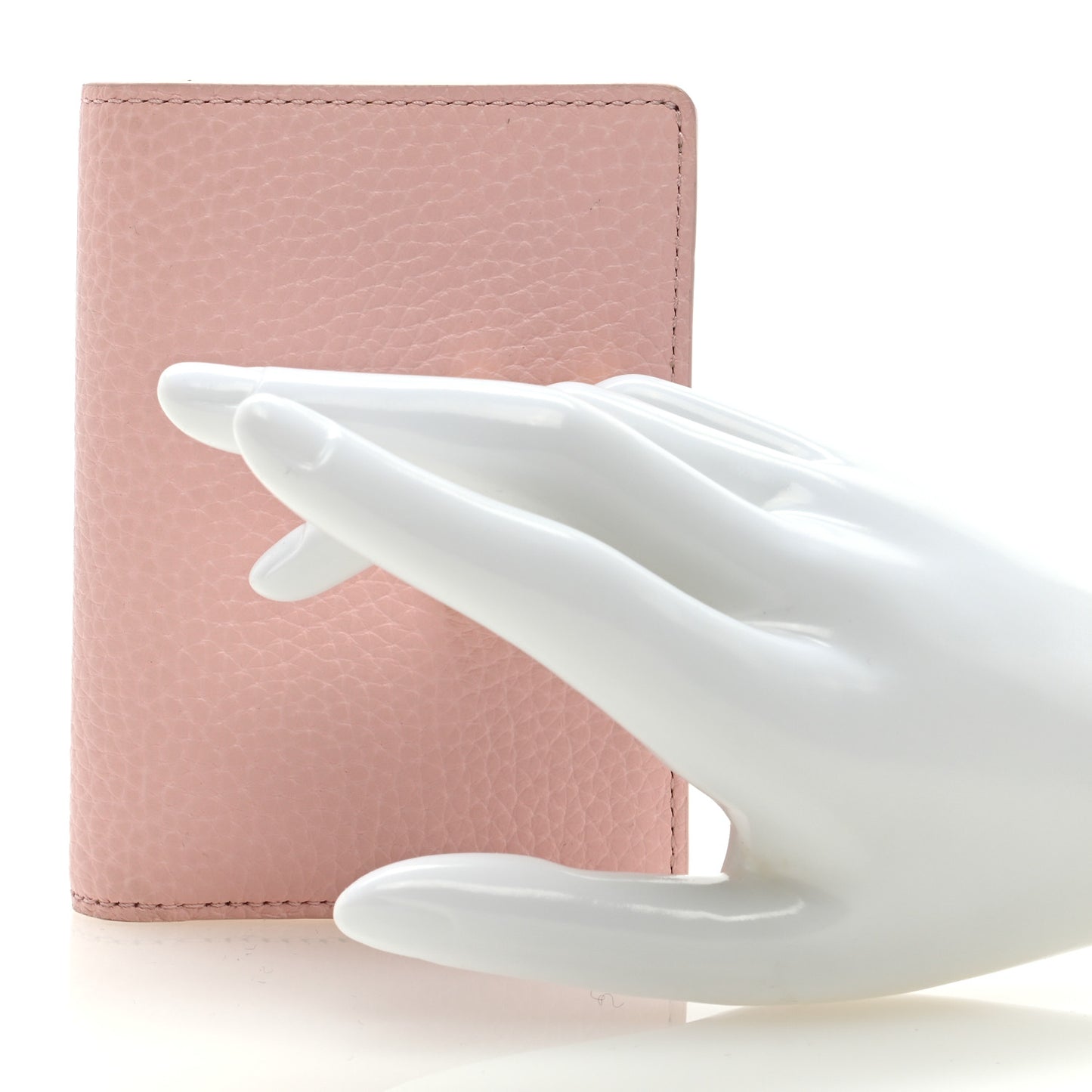 Taurillon Capucines Vertical Compact Wallet Rose Jasmin