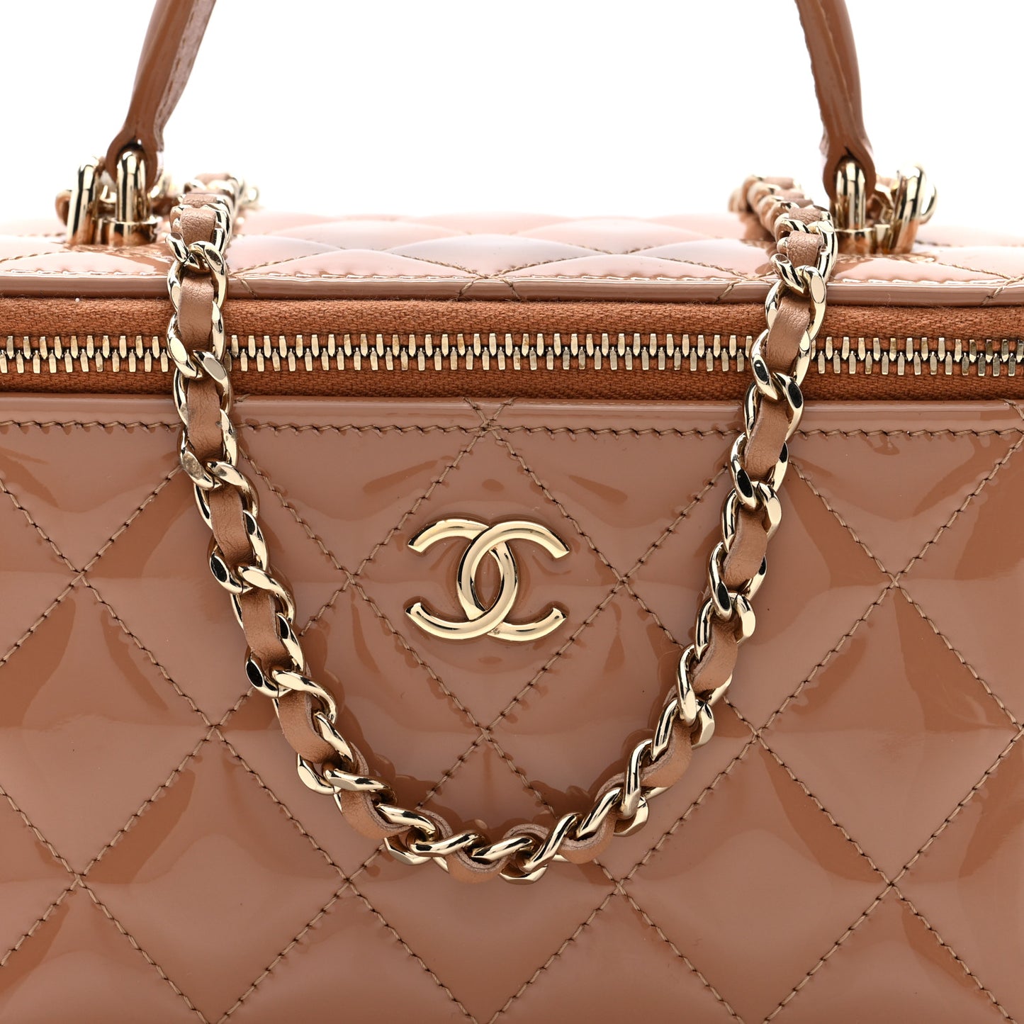 Patent Quilted Quilted Small Top Handle Vanity Case With Chain Dark Beige
