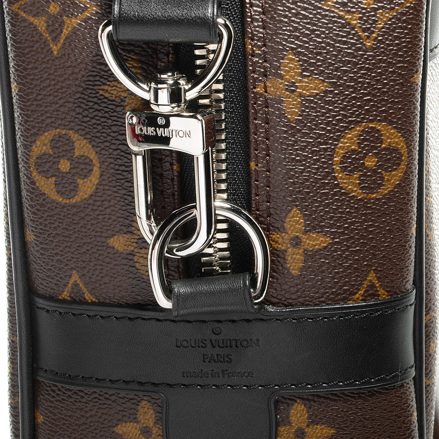 Monogram Macassar Porte-Documents Voyage GM