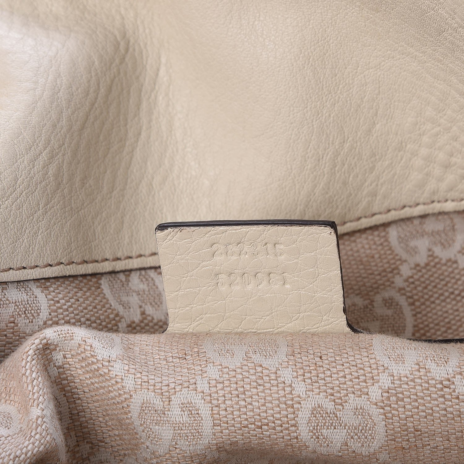 Gucci Pebbled Calfskin Medium Diana Bamboo Shoulder Bag Off White 6 of 7