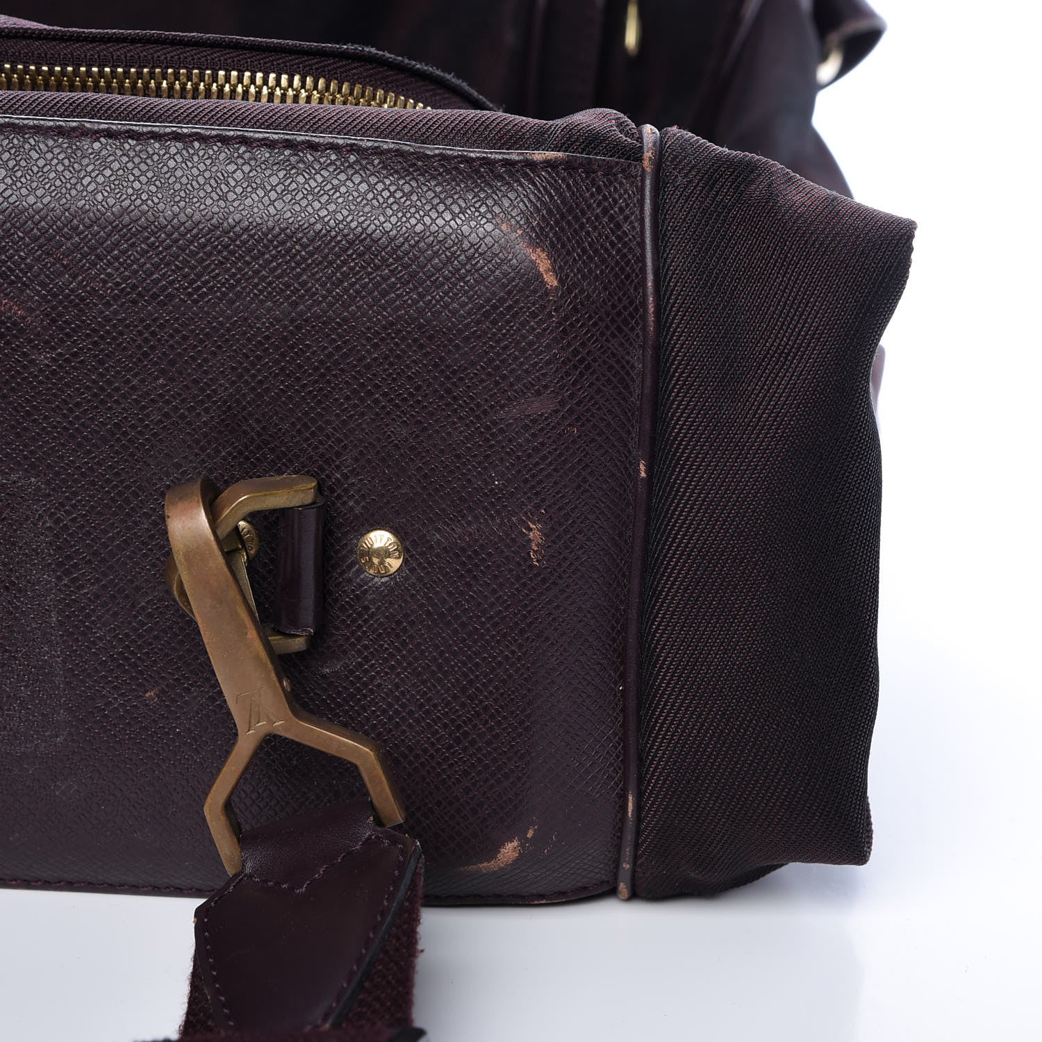 Louis Vuitton Taiga Canvas 5 Hanger Garment Carrier Bordeaux 6 of 20