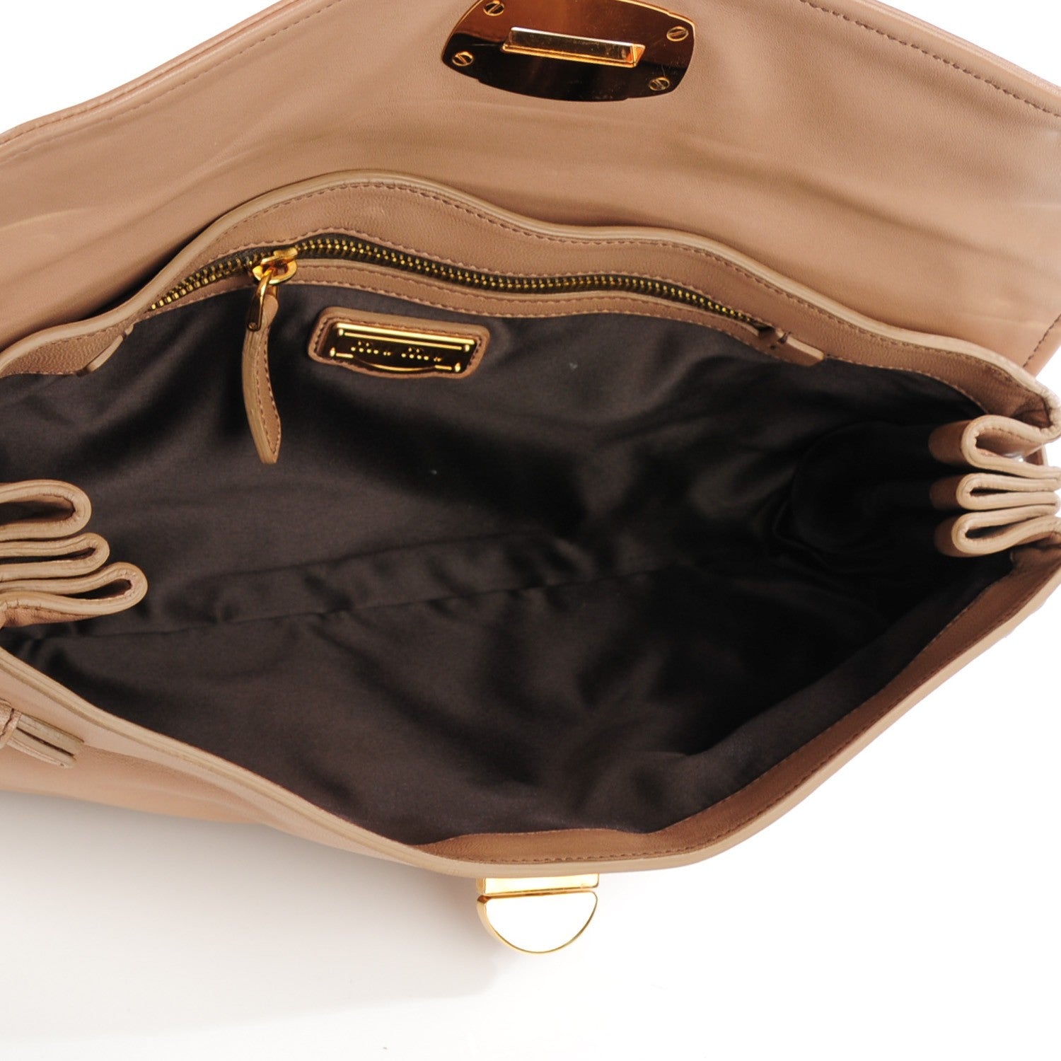 Miu Miu Nappa Twist Clutch Cammeo 5 of 8