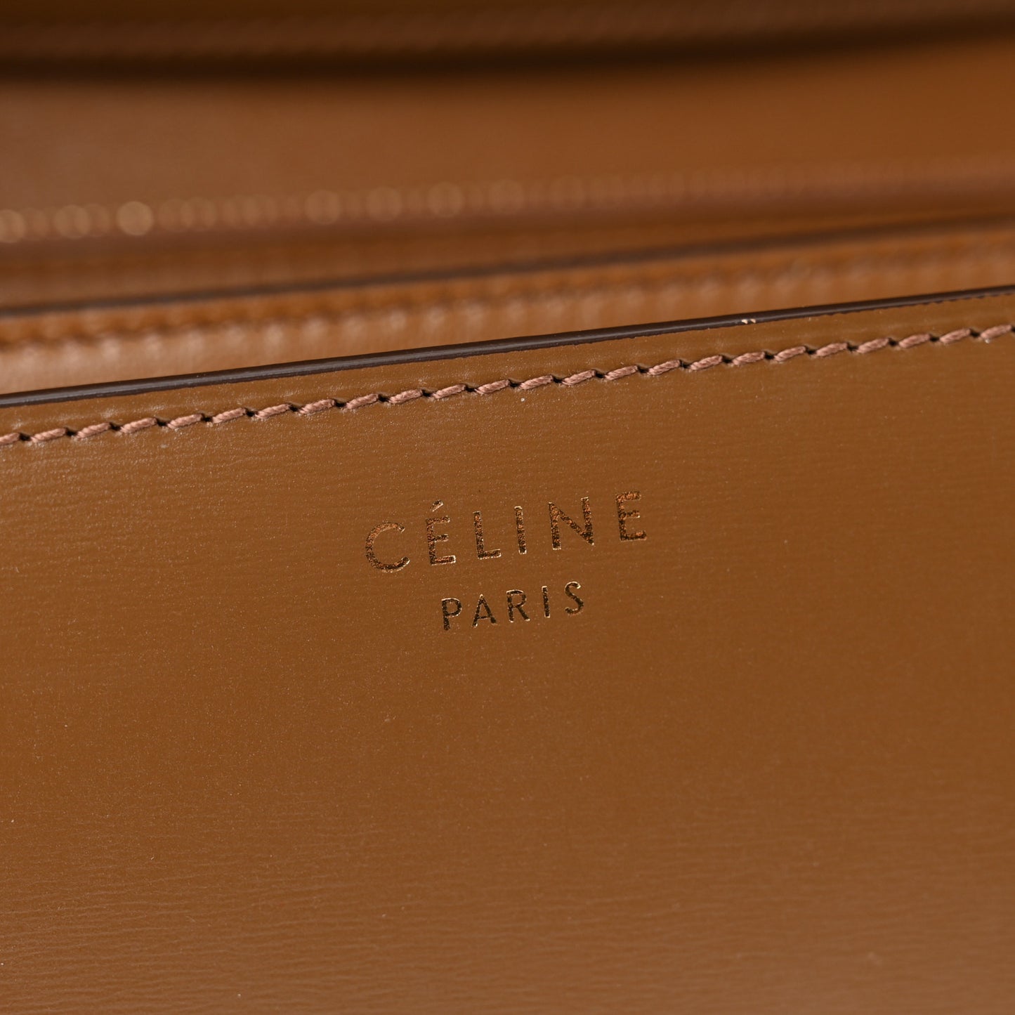 Box Calfskin Medium Classic Box Flap Bag Camel