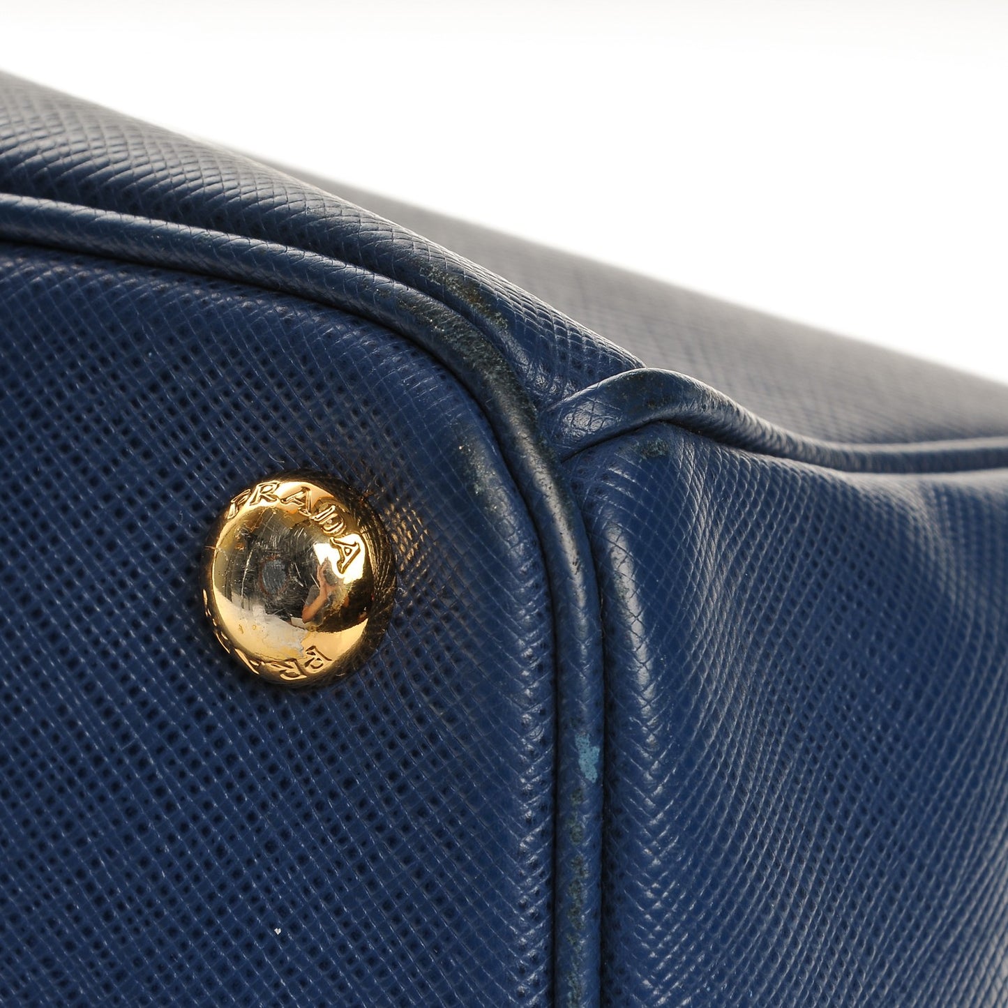 Saffiano Medium Galleria Double Zip Tote Bluette