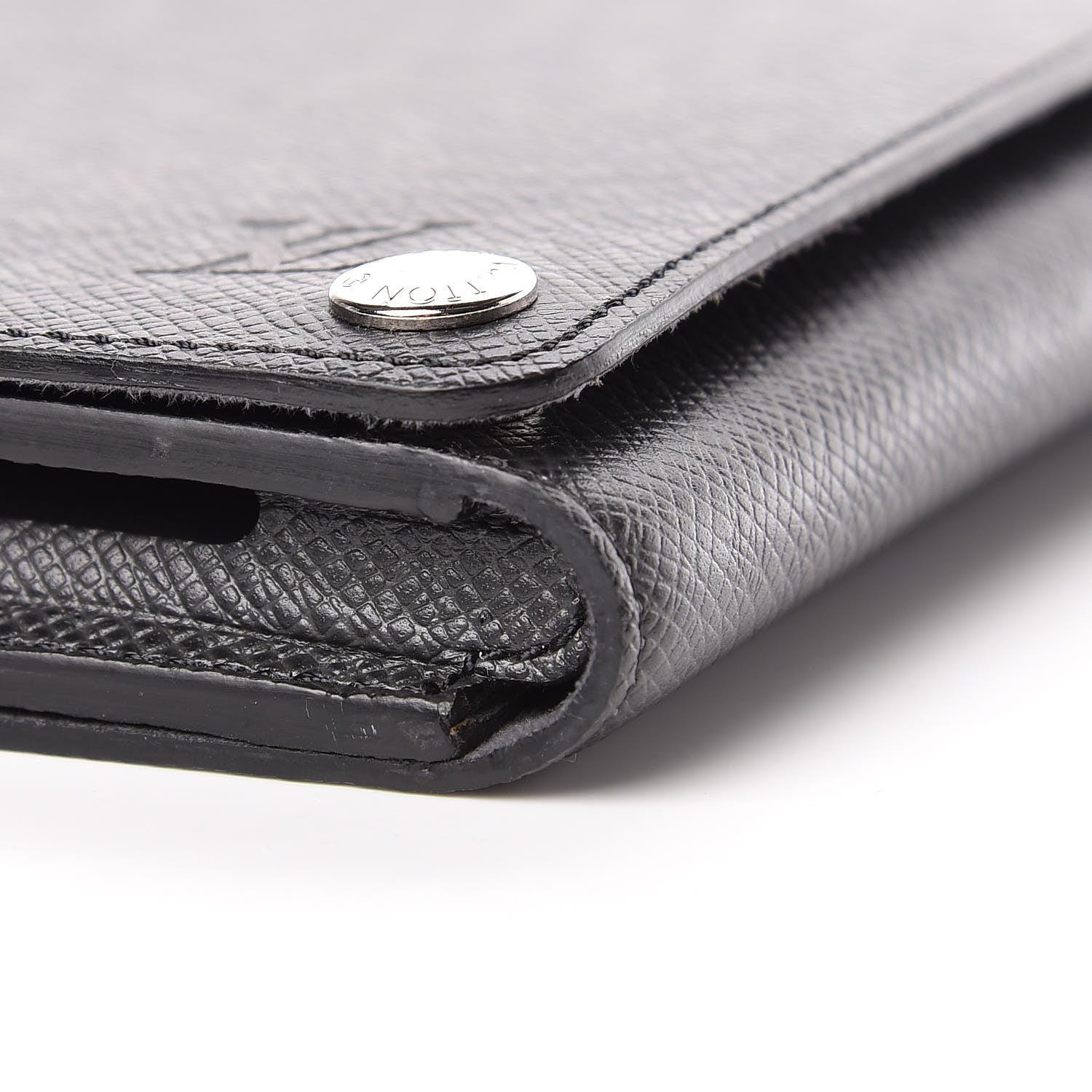 Louis Vuitton Taiga iPad Case Black 8 of 13