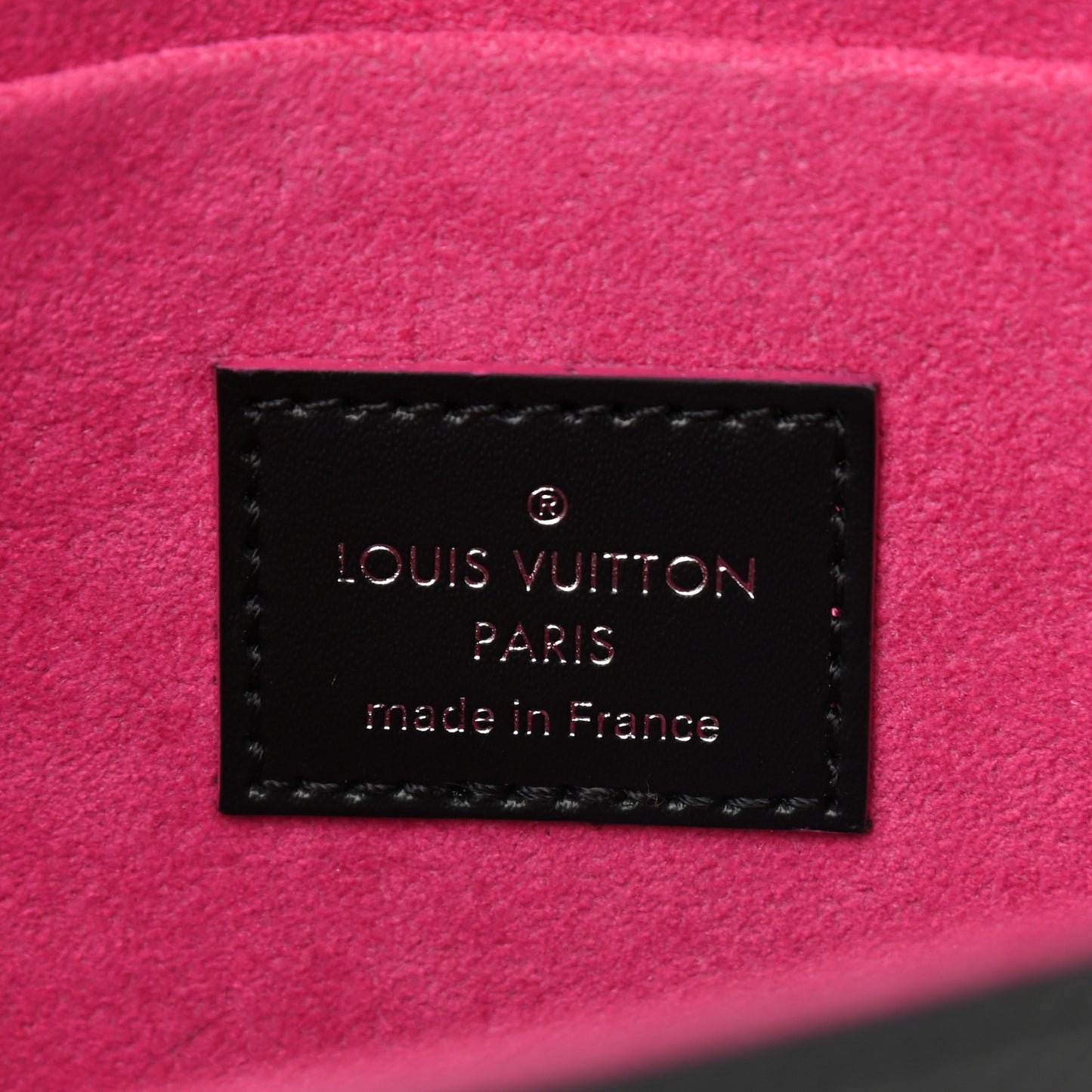 Epi Pochette Felicie Black Hot Pink