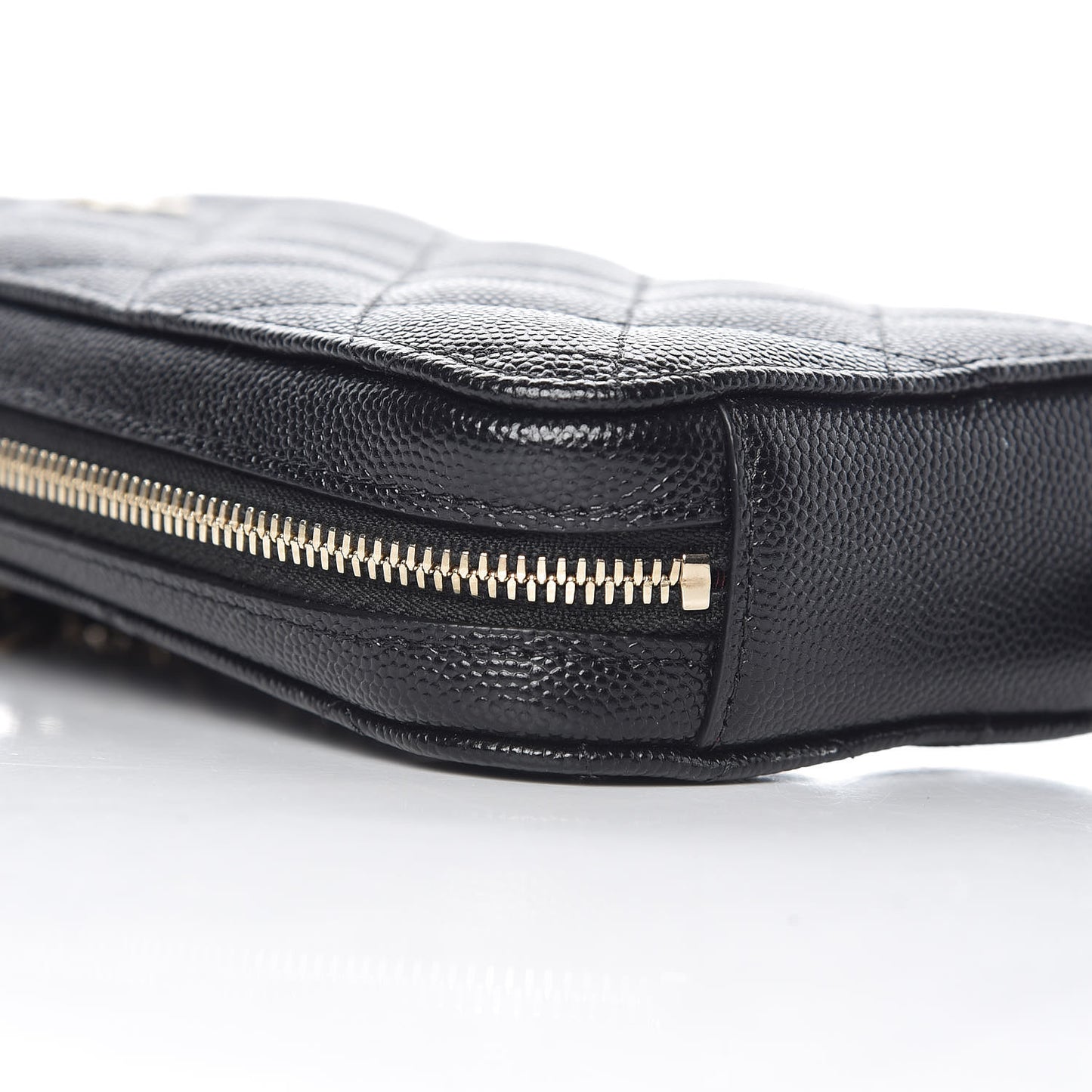 Caviar Quilted Classic Clutch With Chain Black