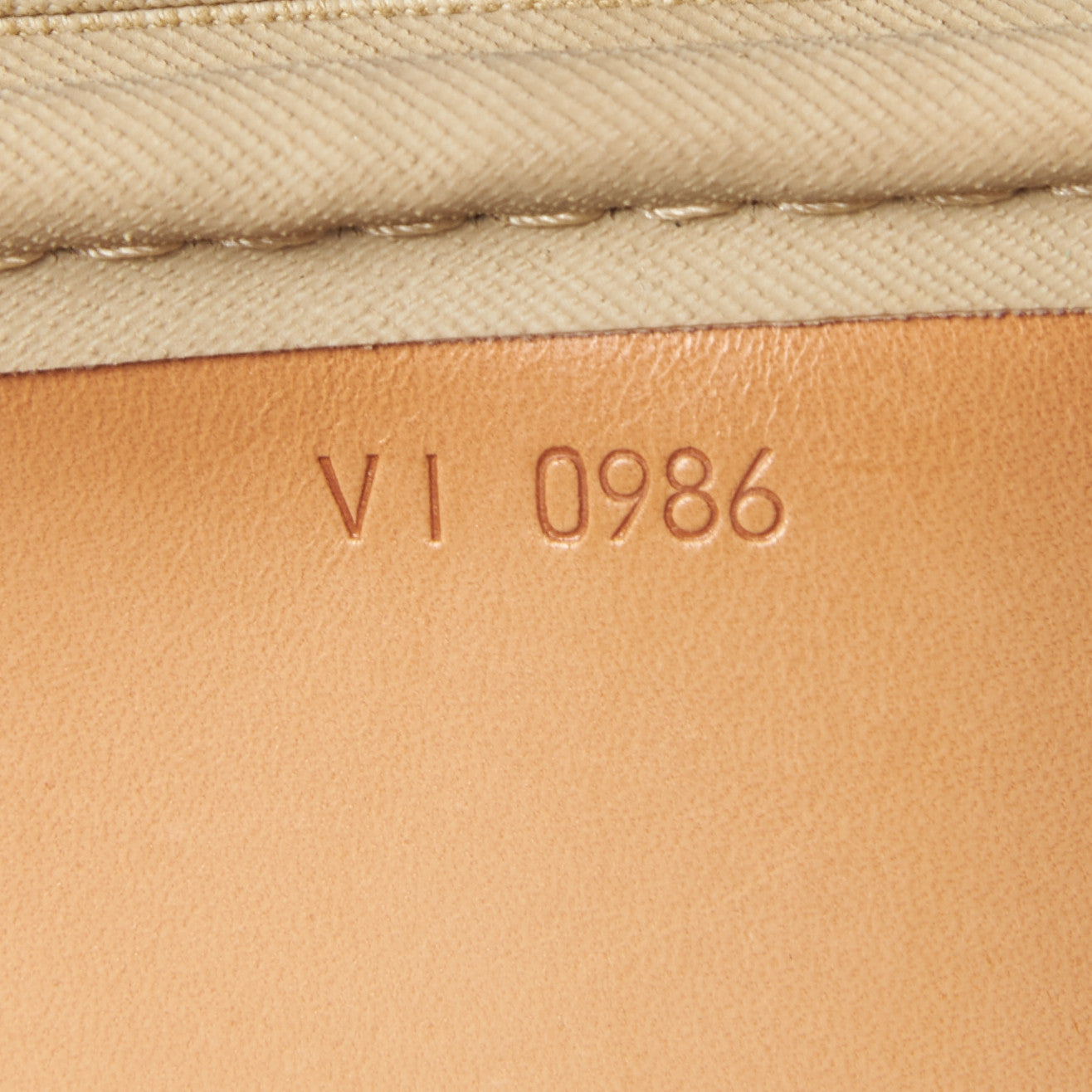 Louis Vuitton Monogram Alize 24 Heures Luggage 9 of 12