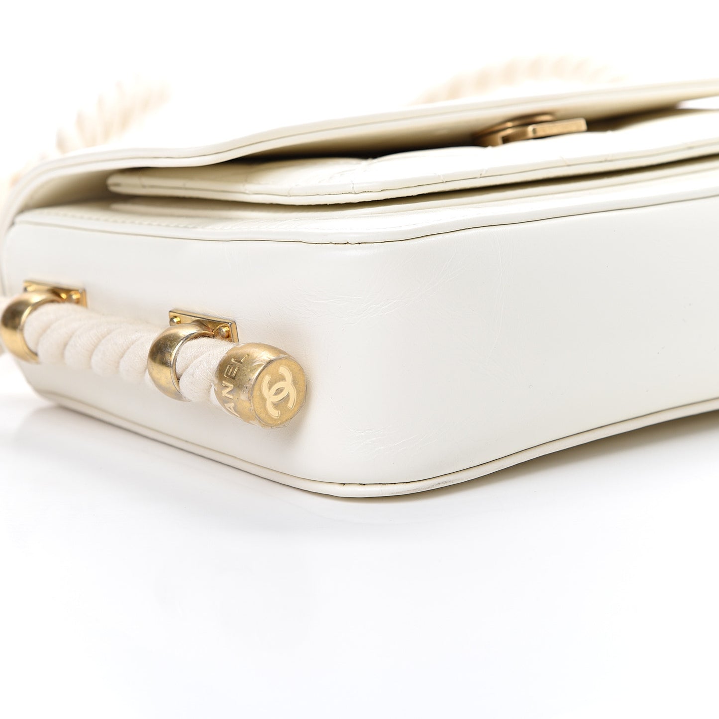 Crumpled Calfskin En Vogue Rope Flap White